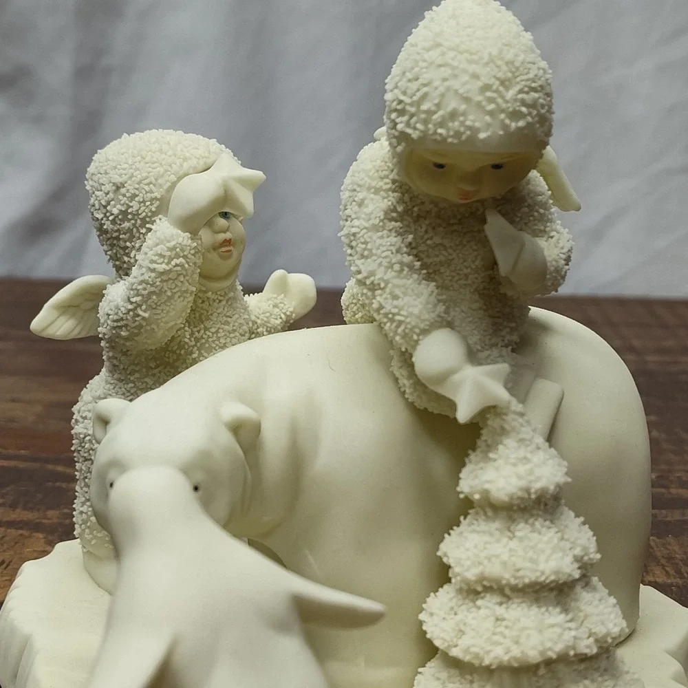 Snowbabies dept 56 figurines-Can I Help Too